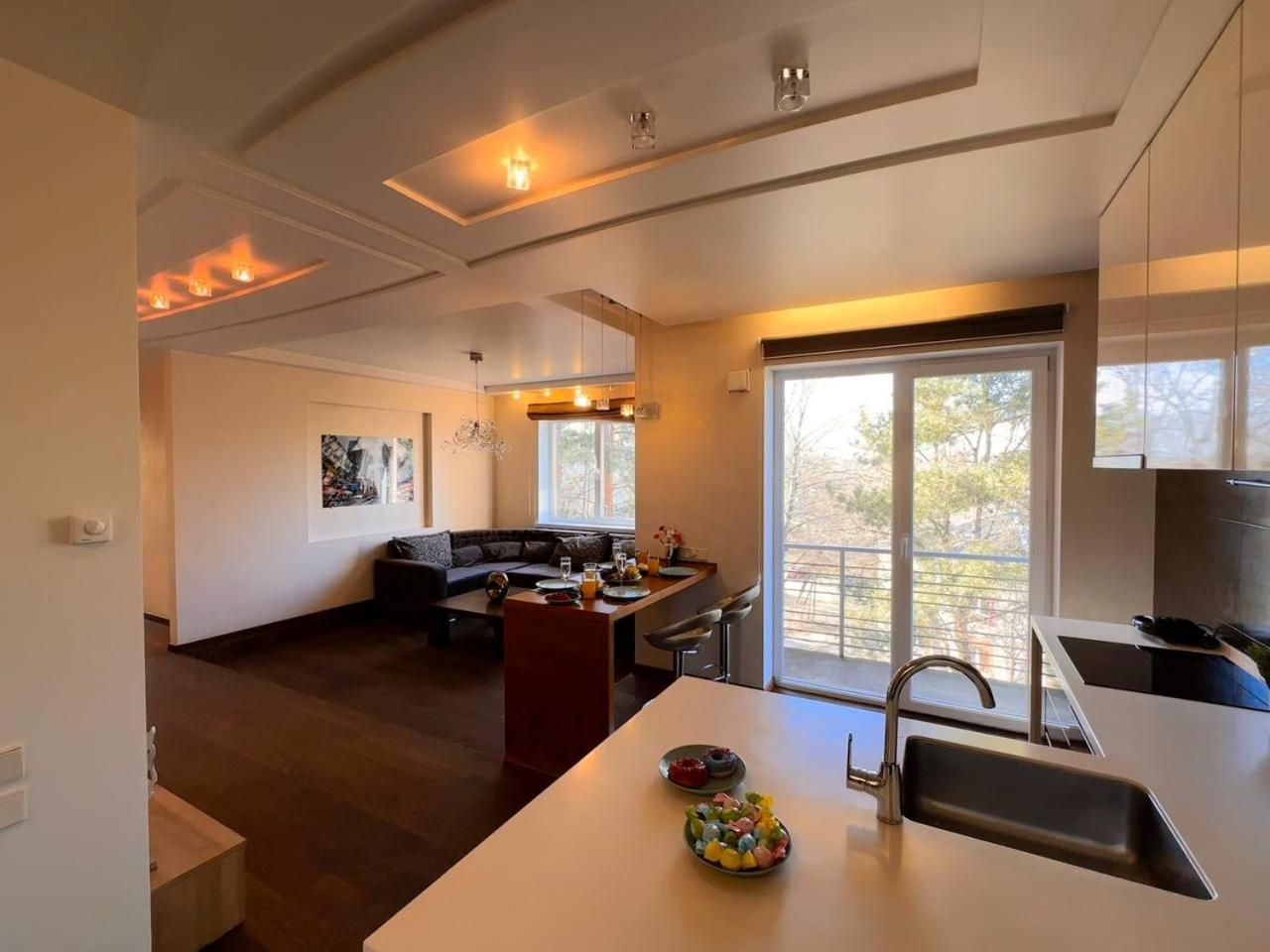 Skyhouse Superior Penthouse & *